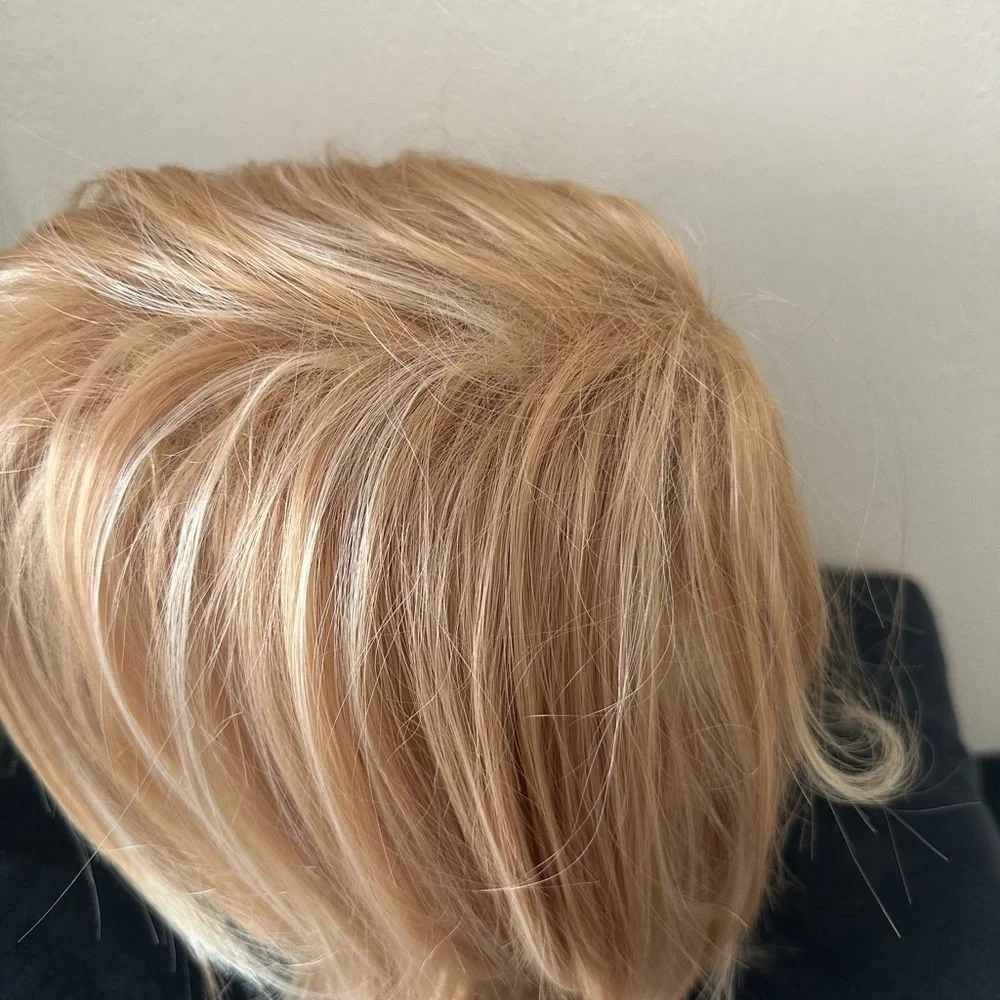 Natural Wig Shoulder Length Straight Highlights